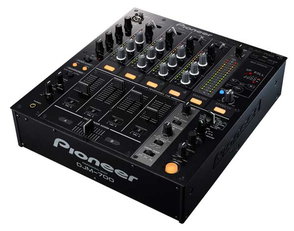 Pioneer DJM 700